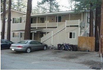 3120 Pasadena Ave in South Lake Tahoe, CA - Building Photo