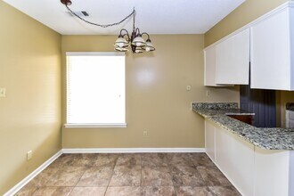 1677 Ranmar Dr in Memphis, TN - Building Photo - Building Photo