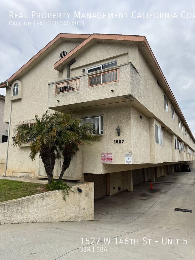 property at 1527 W 146th St