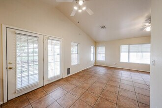 10935 W Ruth Ave in Peoria, AZ - Building Photo - Building Photo