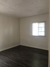 3101 Ezekiel Ave in Zion, IL - Building Photo - Building Photo