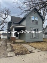 1637 Howell St in Fort Wayne, IN - Building Photo