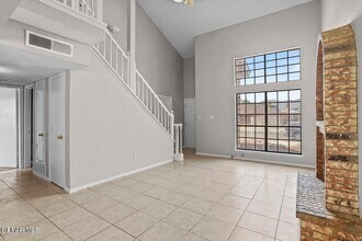 5224 Roger Maris Dr in El Paso, TX - Building Photo - Building Photo