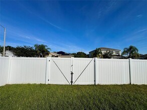 157 Loblolly Ln in Davenport, FL - Foto de edificio - Building Photo