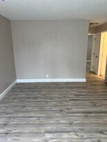 1631 Alcatraz Ave in Berkeley, CA - Building Photo