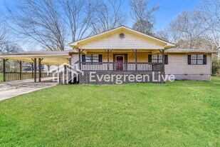 990 Stowe St in Birmingham, AL - Building Photo