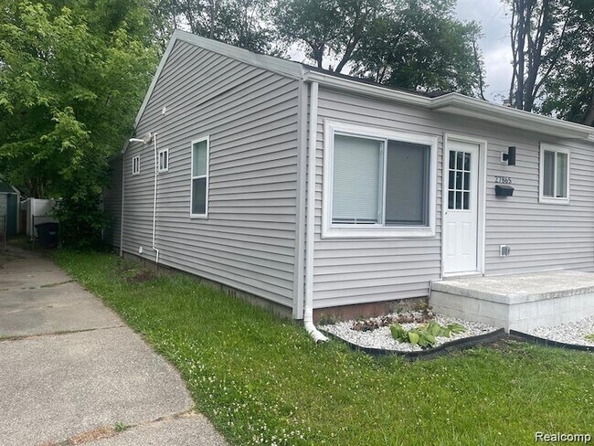 property at 27865 Brettonwoods St