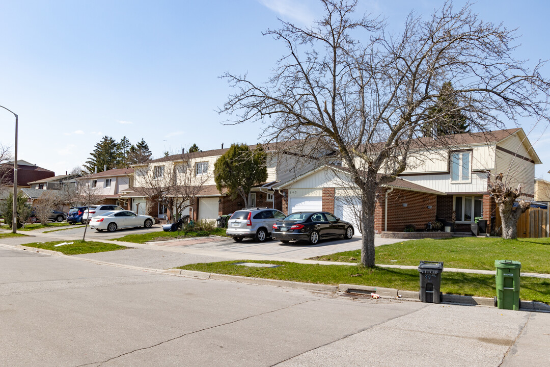 115 Sadlee Cove Cres in Toronto, ON - Building Photo