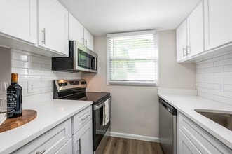 The Artisan Apartments in Daytona Beach, FL - Building Photo - Building Photo