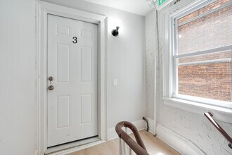 37 S Bridge St in Poughkeepsie, NY - Building Photo - Building Photo
