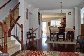 23078 Weybridge Square in Brambleton, VA - Building Photo - Building Photo