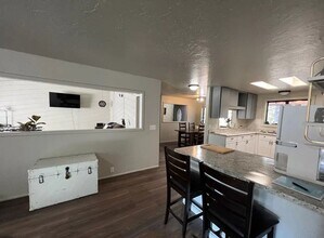 14575 Crossroads Loop in Sisters, OR - Building Photo - Building Photo