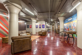 Ballyard Lofts in Des Moines, IA - Foto de edificio - Interior Photo