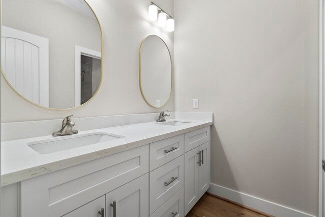 property at 404 Forest Hill Blvd