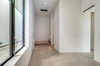 2422 N Carroll Ave in Dallas, TX - Building Photo - Building Photo