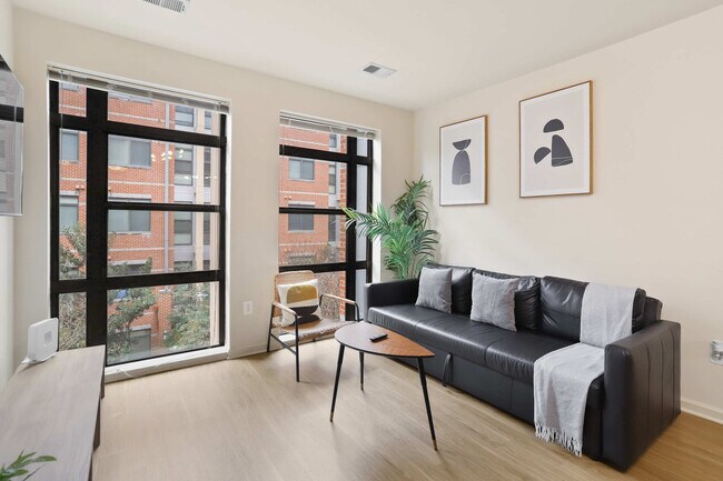 305 10th Street South