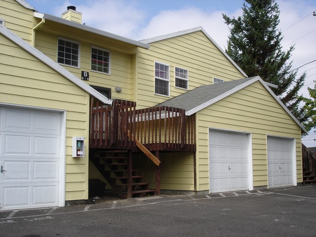 Rockwood Station in Gresham, OR - Foto de edificio - Building Photo