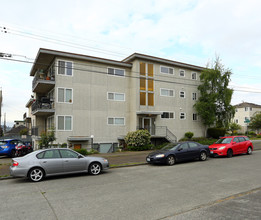 Scandia House in Seattle, WA - Building Photo - Building Photo