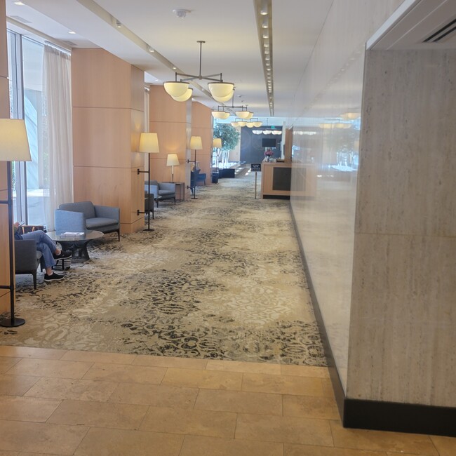 226 W Rittenhouse Sq, Unit 1403 in Philadelphia, PA - Foto de edificio - Building Photo