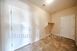 12123 W Leather Ln in Peoria, AZ - Building Photo - Building Photo