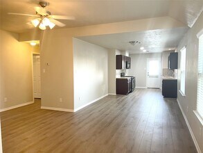 21527 Falvel Misty Dr in Spring, TX - Building Photo - Building Photo