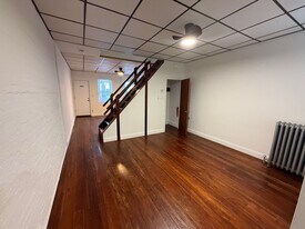 2106 E Lippincott St in Philadelphia, PA - Building Photo