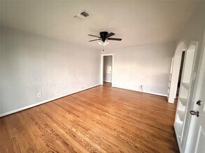 914 Bunton St in Houston, TX - Building Photo - Building Photo