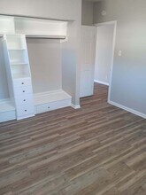 1909 SW Harp Pl in Topeka, KS - Building Photo - Building Photo