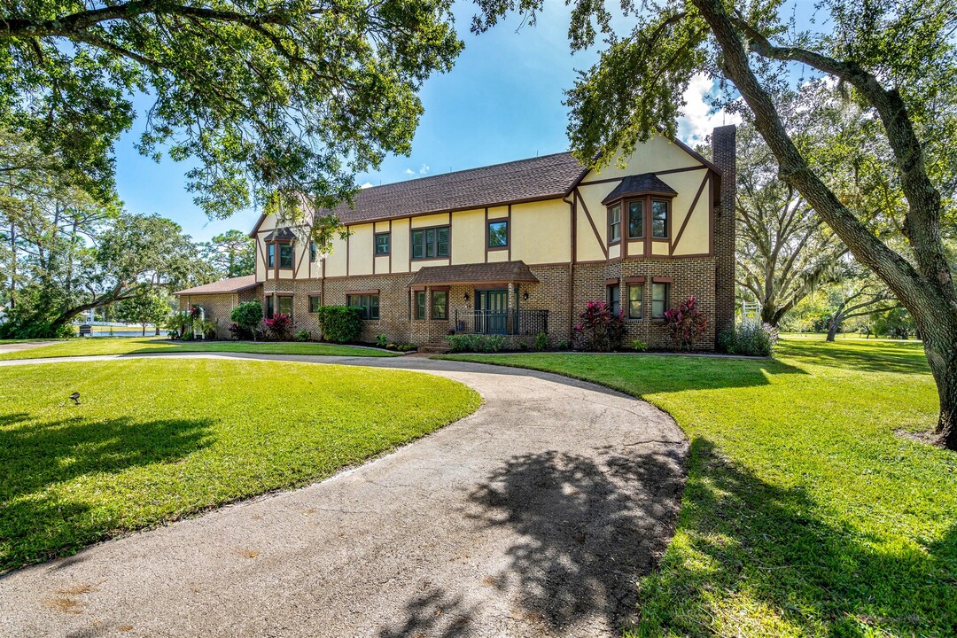 2651 Crooked Antler Dr in Melbourne, FL - Building Photo