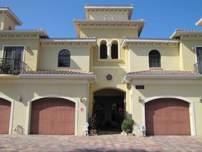 Tuscany Villas Condos in Cape Coral, FL - Building Photo - Building Photo