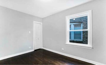 8549 S Aberdeen St, Unit 1 in Chicago, IL - Foto de edificio - Building Photo