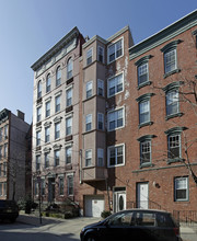 224-226 Willow Ave in Hoboken, NJ - Building Photo - Building Photo