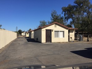 The Cottage Homes in Stockton, CA - Building Photo - Building Photo