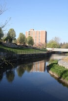 Riverview Terrace Apartments in Adrian, MI - Building Photo