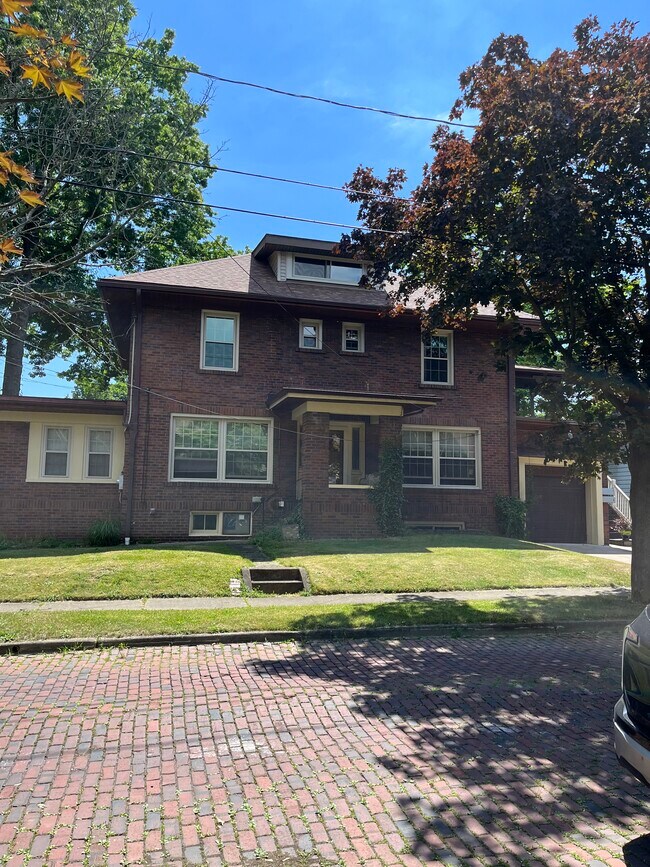 95 S Rose Blvd in Akron, OH - Building Photo - Building Photo