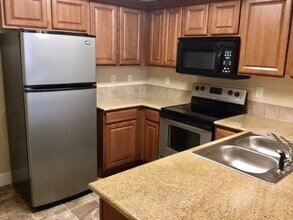 9851 W Rosecroft Ct in Boise, ID - Building Photo - Building Photo