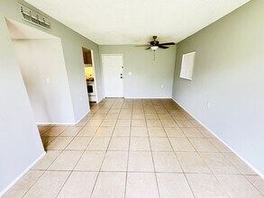 1101 Benoist Farms Rd in West Palm Beach, FL - Building Photo - Building Photo