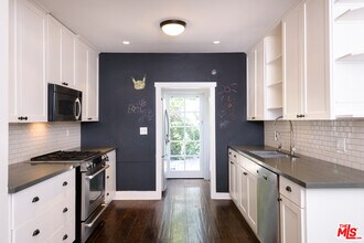 1109 Arizona Ave in Santa Monica, CA - Building Photo - Building Photo