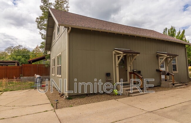 611 W Grand Canyon Ave in Flagstaff, AZ - Building Photo - Building Photo