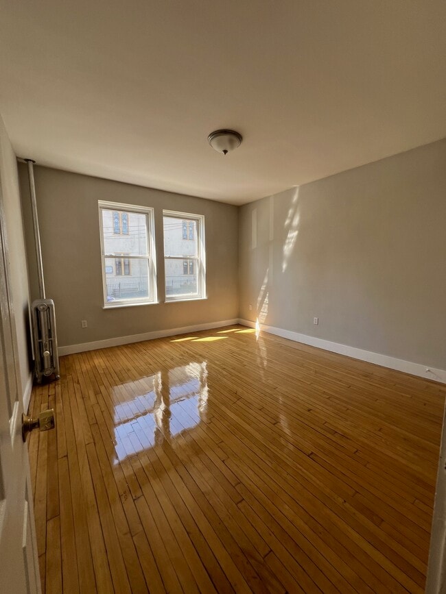 11 Farrington Ave, Unit 1