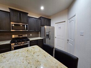 15006 Starry Hills Ct in Atascocita, TX - Building Photo - Building Photo