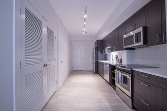 900 Beacon St in Boston, MA - Building Photo - Building Photo