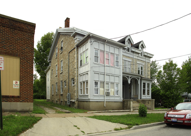 213 Fulton St in Sandusky, OH - Foto de edificio - Building Photo