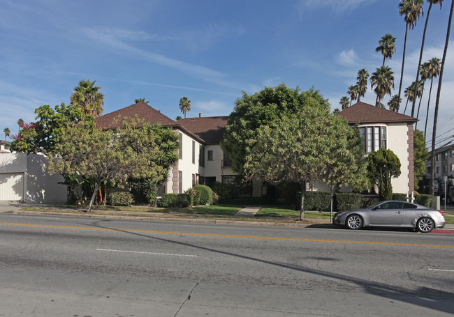 2000-2006 N Vermont Ave in Los Angeles, CA - Building Photo - Building Photo