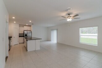 17868 Blissful Stars Dr in Lutz, FL - Building Photo - Building Photo