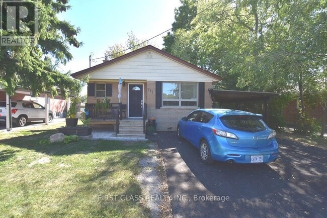property at 711 Dunlop St W