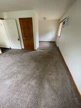 2128 Belmont Ln, Unit apt #C in Mound, MN - Building Photo - Building Photo