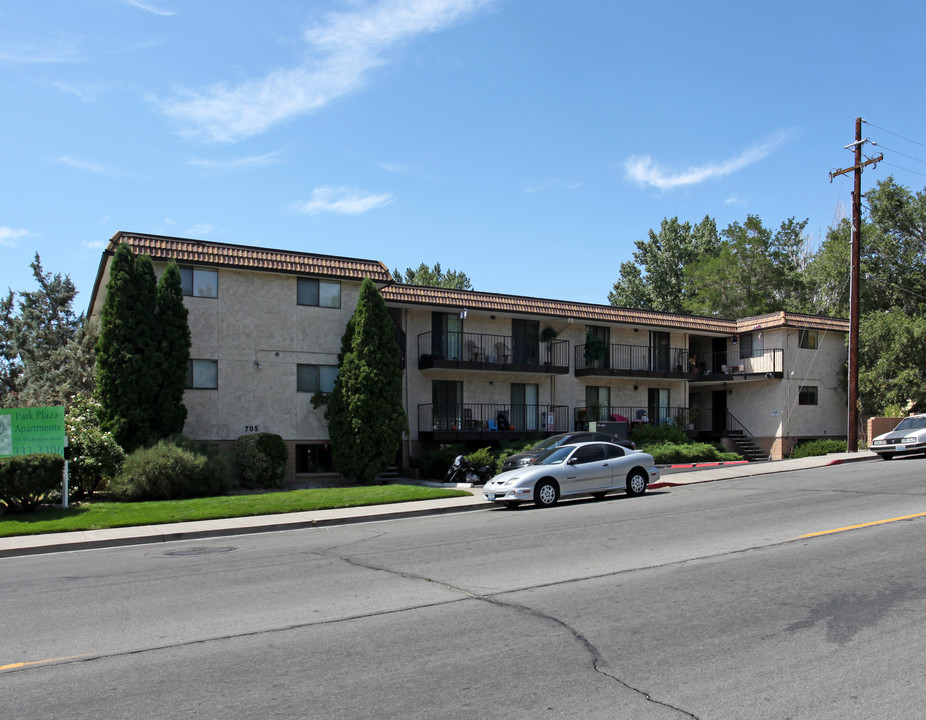 Park Plaza Apartments in Reno, NV - Building Photo