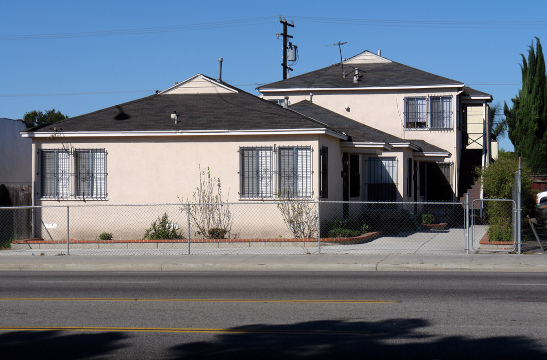 805 S Prairie Ave in Inglewood, CA - Building Photo