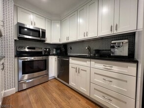 9 Ellen Rd in Ringwood, NJ - Building Photo - Building Photo